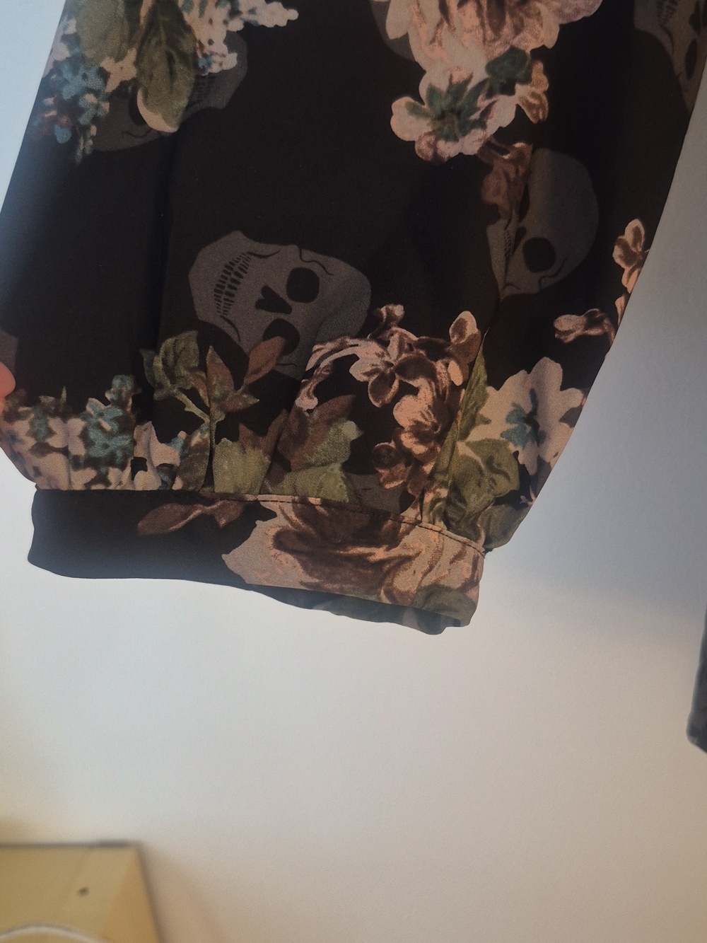Torrid New With Tags Skull Floral Peplum Long Sleeve Top - 6X - Picture 8 of 9